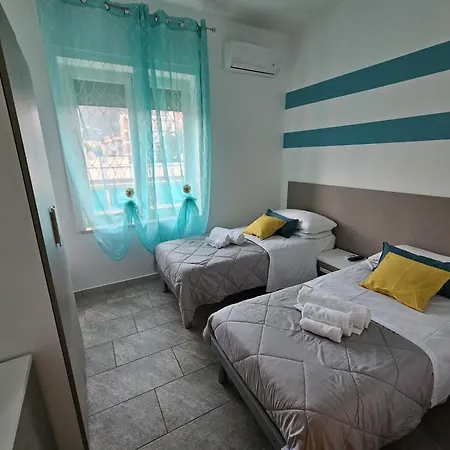 Sorrento Sleepandgo Villa Buitenkant foto